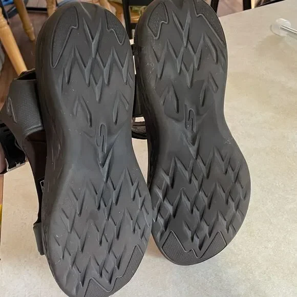 Skechers Goga Max Sandals shoes size 12 men’s adjustable straps - Picture 4 of 5